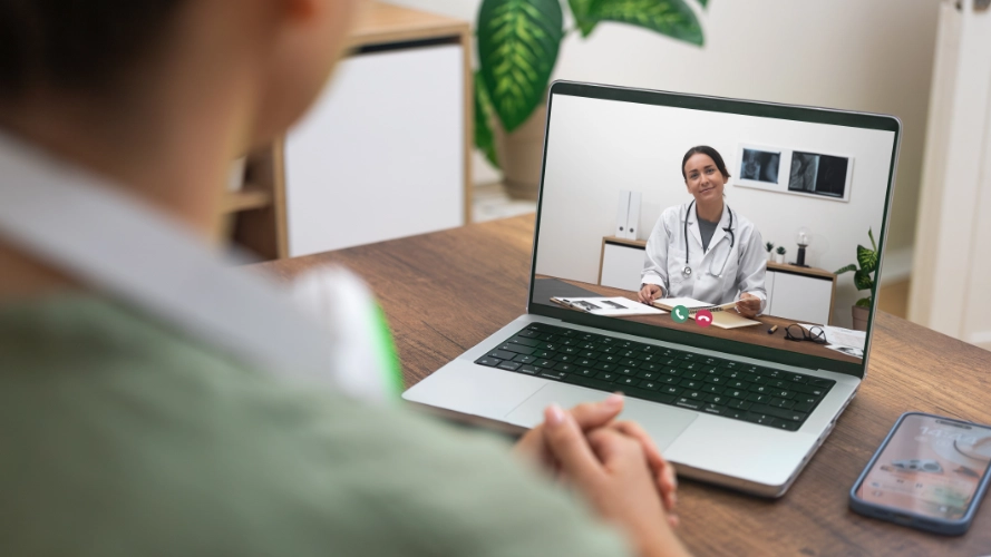 averla Untersuchungslösungen für den mobilen Check-Up lassen sich durch zertifizierte Telemedizin ergänzen.