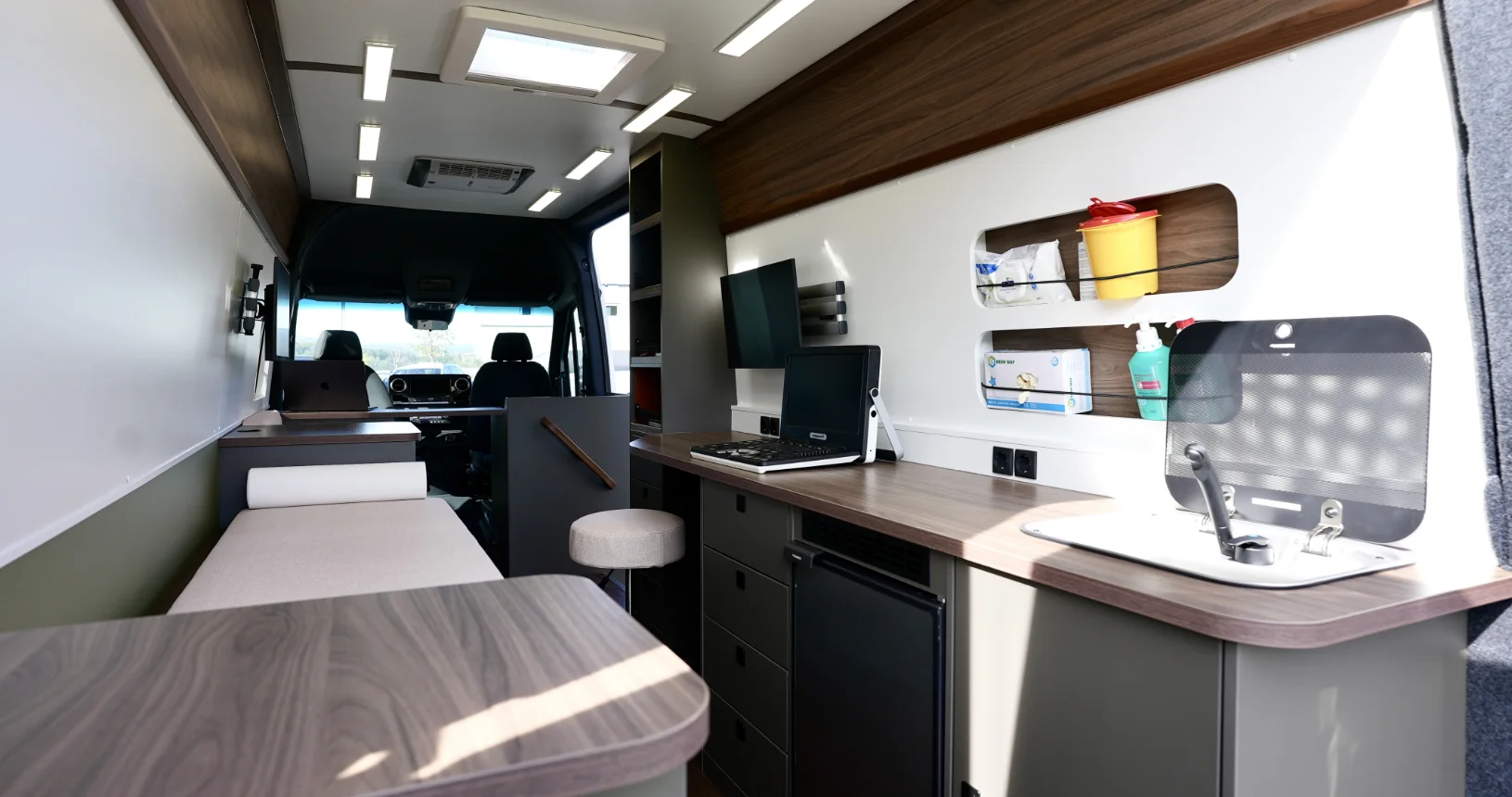 averla Medical Van ist individuell ausstattbar für den ambulanten Versorgungsbedarf